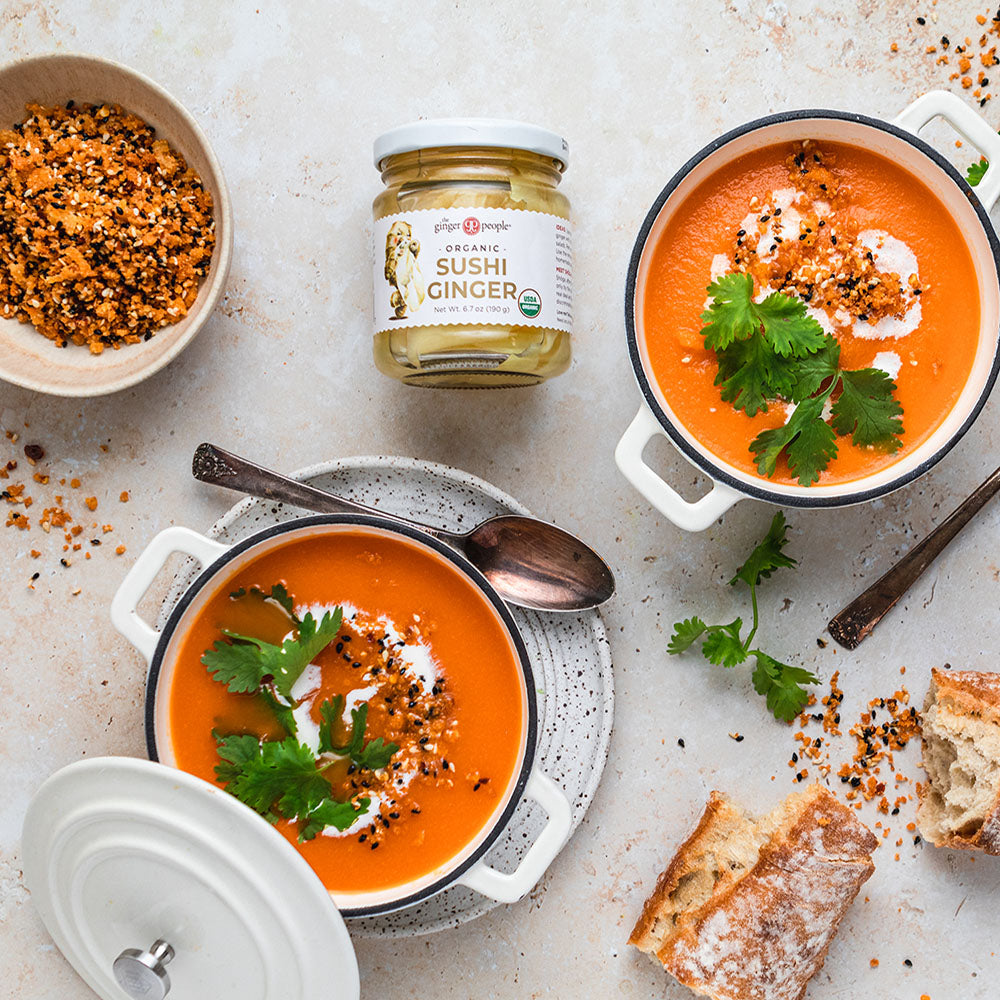 Ginger crumbs with Chili oil and sushi ginger